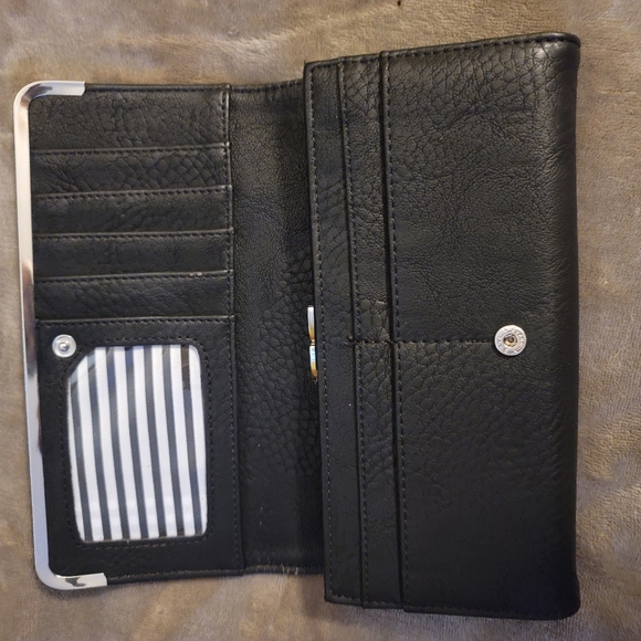 Unknown source  black with silver hardware wallet. - Picture 4 of 9